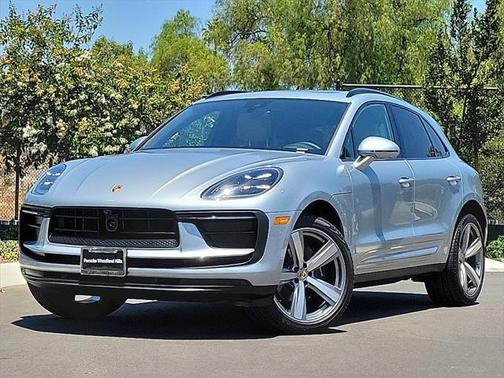 2024 Porsche Macan Base
