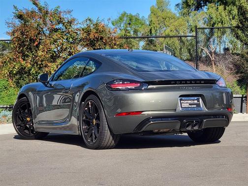 2025 Porsche 718 Cayman Base