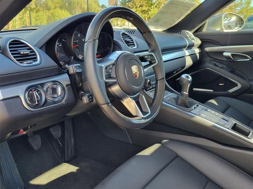 2025 Porsche 718 Cayman Base