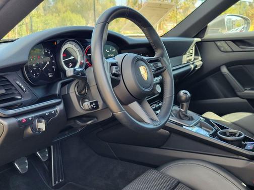 2024 Porsche 911 Carrera T