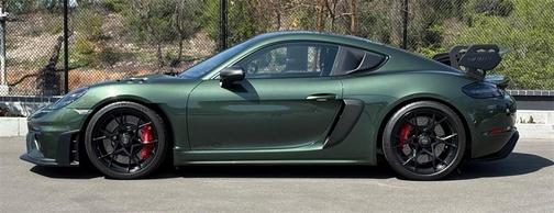 2024 Porsche 718 Cayman GT4 RS