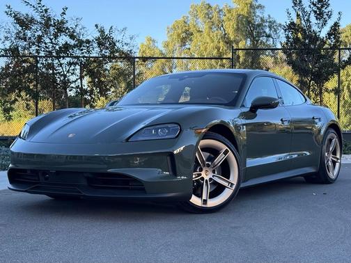 2026 Porsche Taycan 4S