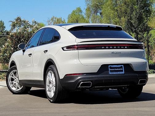 2025 Porsche Cayenne 