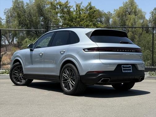 2024 Porsche Cayenne