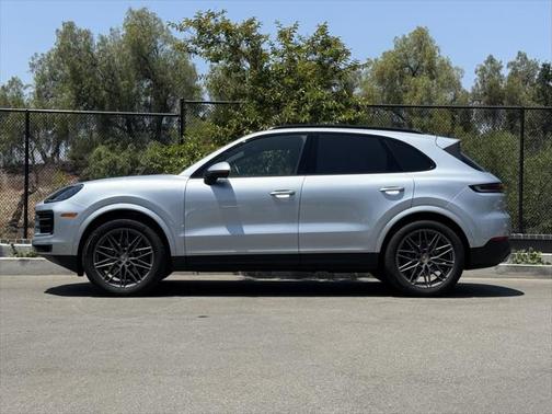 2024 Porsche Cayenne