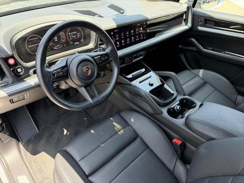 2024 Porsche Cayenne