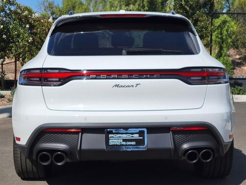 2023 Porsche Macan T