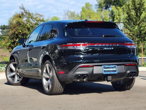 2025 Porsche Macan S