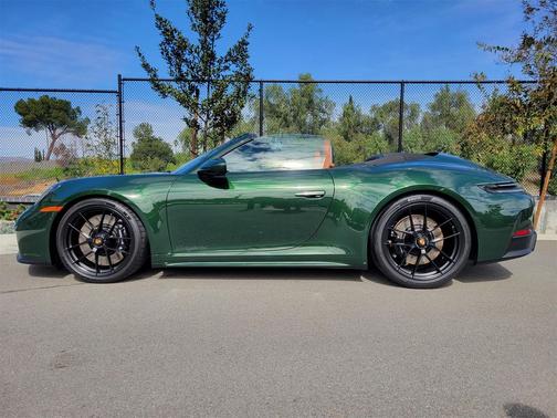 2026 Porsche 911 Carrera GTS