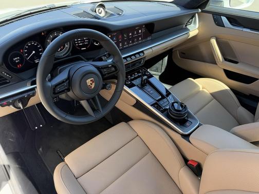 2024 Porsche 911 Turbo