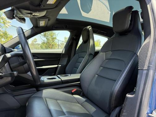 2022 Porsche Taycan Base (A2)
