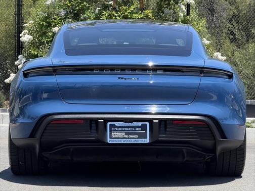 2022 Porsche Taycan Base (A2)