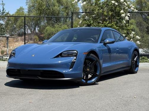 2022 Porsche Taycan Base (A2)