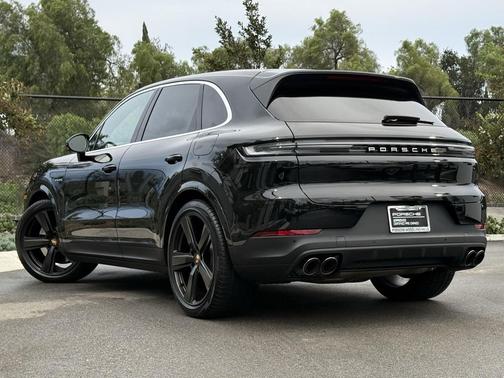2025 Porsche Cayenne Cayenne S E-Hybrid