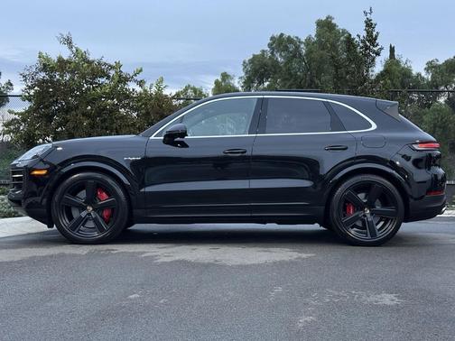 2025 Porsche Cayenne Cayenne S E-Hybrid