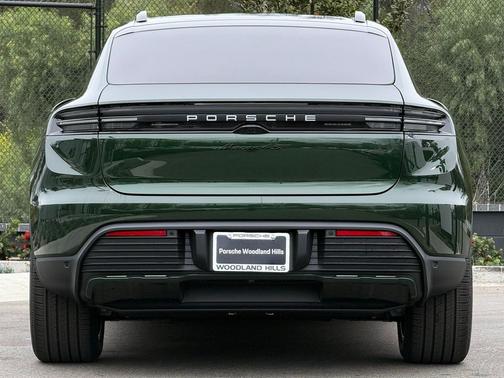 2026 Porsche Macan 4S