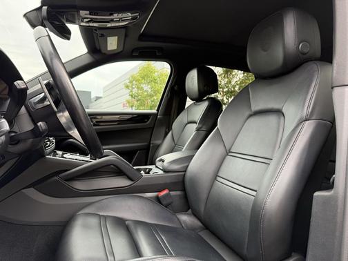 2021 Porsche Cayenne Cayenne