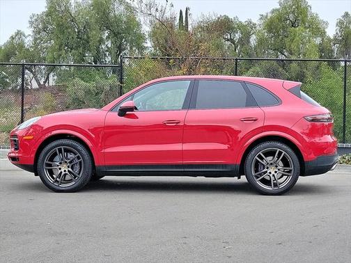 2021 Porsche Cayenne Base (Tiptronic)