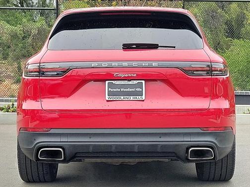 2021 Porsche Cayenne Base (Tiptronic)