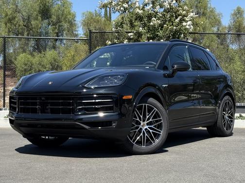 2026 Porsche Cayenne E-Hybrid