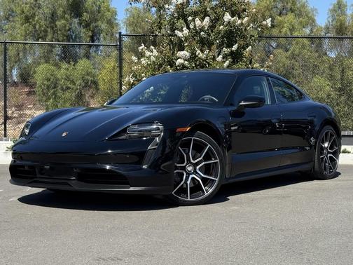 2023 Porsche Taycan