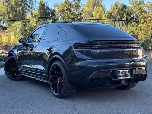 2026 Porsche Macan GTS