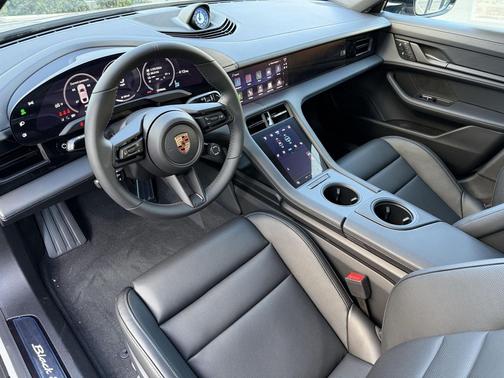 2026 Porsche Taycan 4