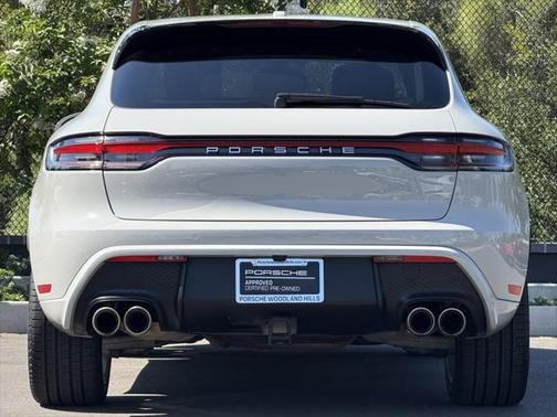 2022 Porsche Macan Base
