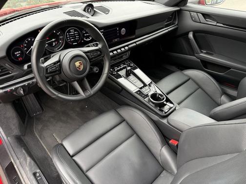 2023 Porsche 911 Carrera T