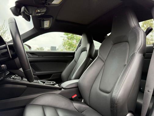 2023 Porsche 911 Carrera T