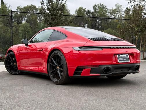 2023 Porsche 911 Carrera T