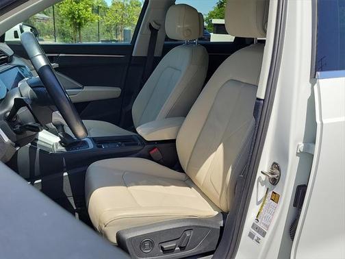 2022 Audi Q3 40 Premium Plus