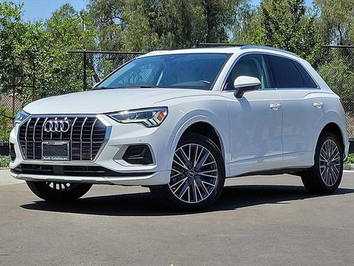 2022 Audi Q3 40 Premium Plus