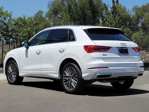 2022 Audi Q3 40 Premium Plus