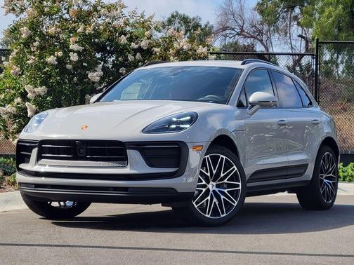 2026 Porsche Macan Macan