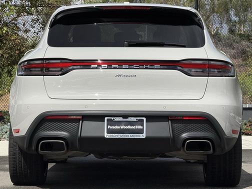 2026 Porsche Macan Loaner