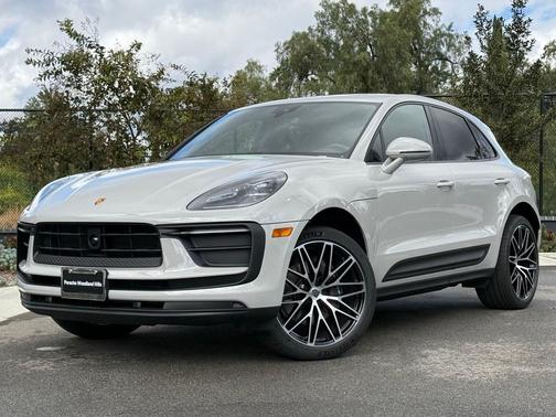 2026 Porsche Macan Loaner