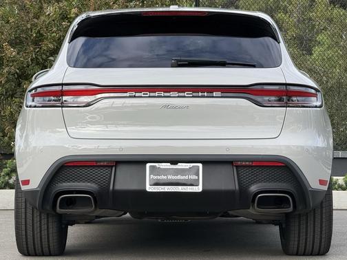 2025 Porsche Macan Loaner