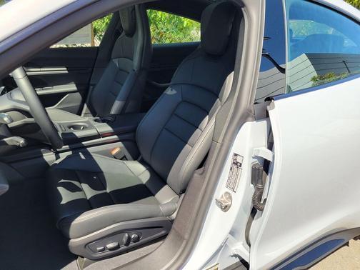 2026 Porsche Taycan 4