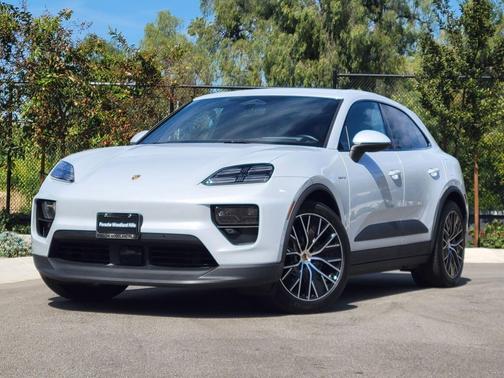 2025 Porsche Macan 
