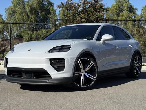 2025 Porsche Macan 