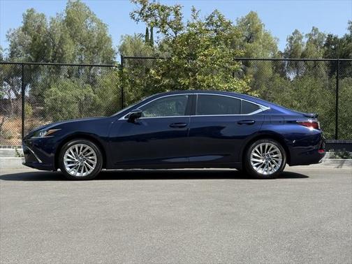 2022 Lexus ES 350 Luxury