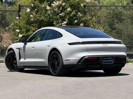 2026 Porsche Taycan Black Edition
