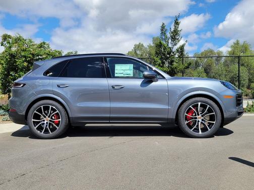 2026 Porsche Cayenne S