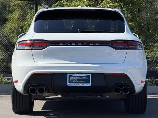 2024 Porsche Macan Base