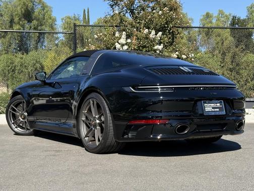 2022 Porsche 911 Targa 4 GTS