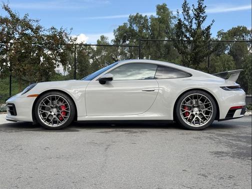 2021 Porsche 911 Carrera 4S