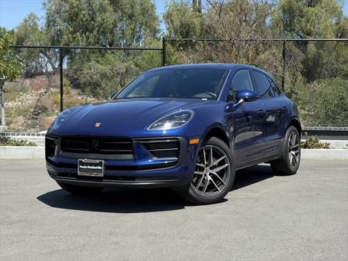2024 Porsche Macan Base