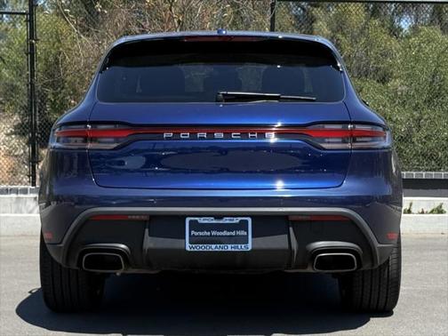 2024 Porsche Macan Base