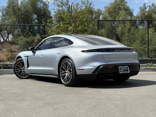 2023 Porsche Taycan